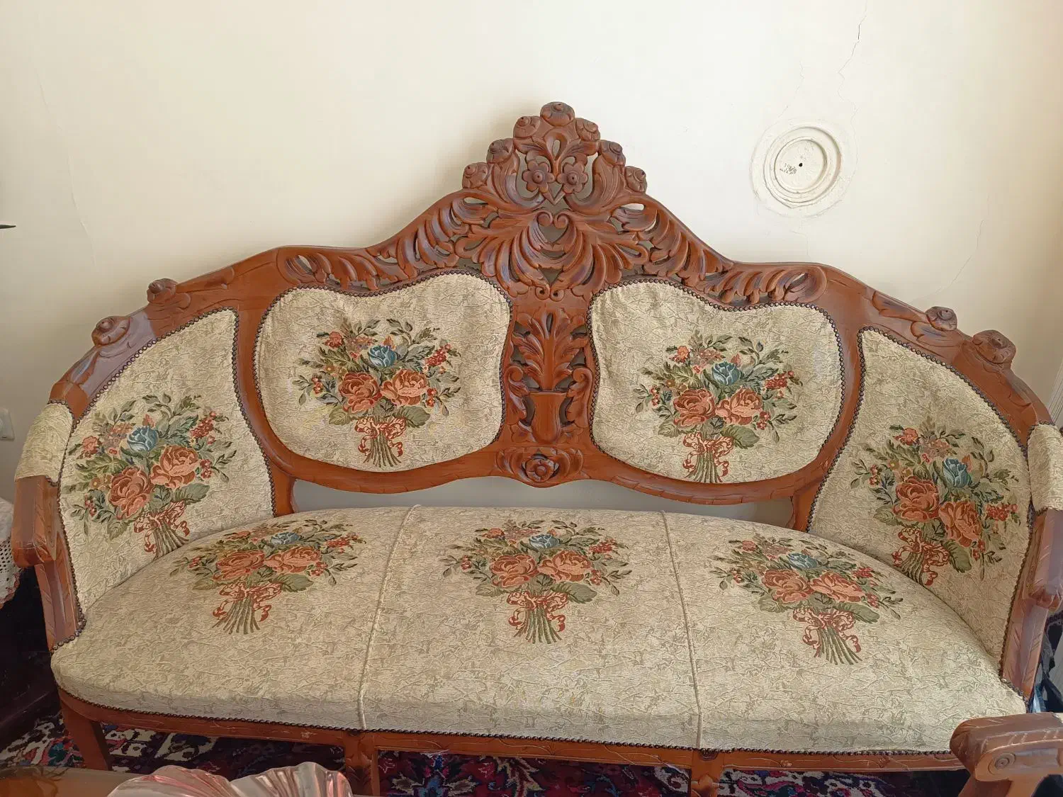 مبل فرحی|مبلمان خانگی و میز عسلی|تبریز, |دیوار