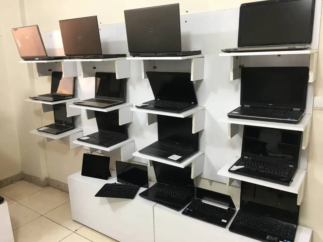 لپتاپ استوک اروپا آمریکا با گارانتی و خدمات|رایانه همراه|تهران, صفا|دیوار