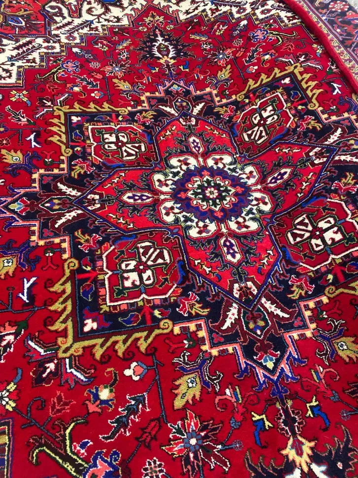 تک ۱۲ متری هریس|فرش|تبریز, |دیوار