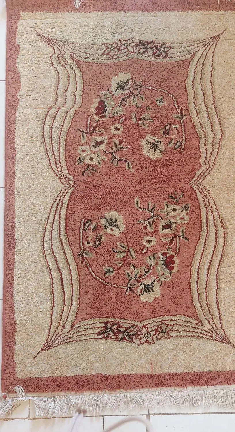 فرش و دو عدد پادری رنگ کرم صورتی|فرش|تهران, علم و صنعت|دیوار