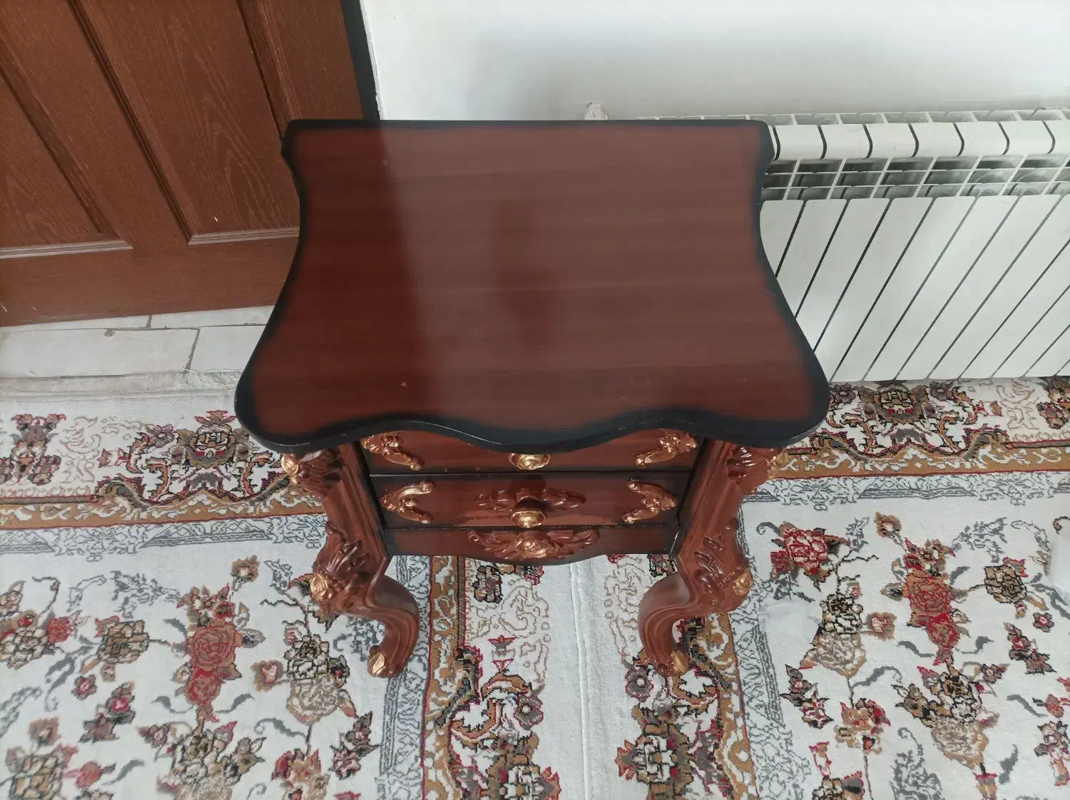 میز تلفن کلاسیک چوبی منبت کاری شده|میز تلفن|پردیس, فاز ۳|دیوار