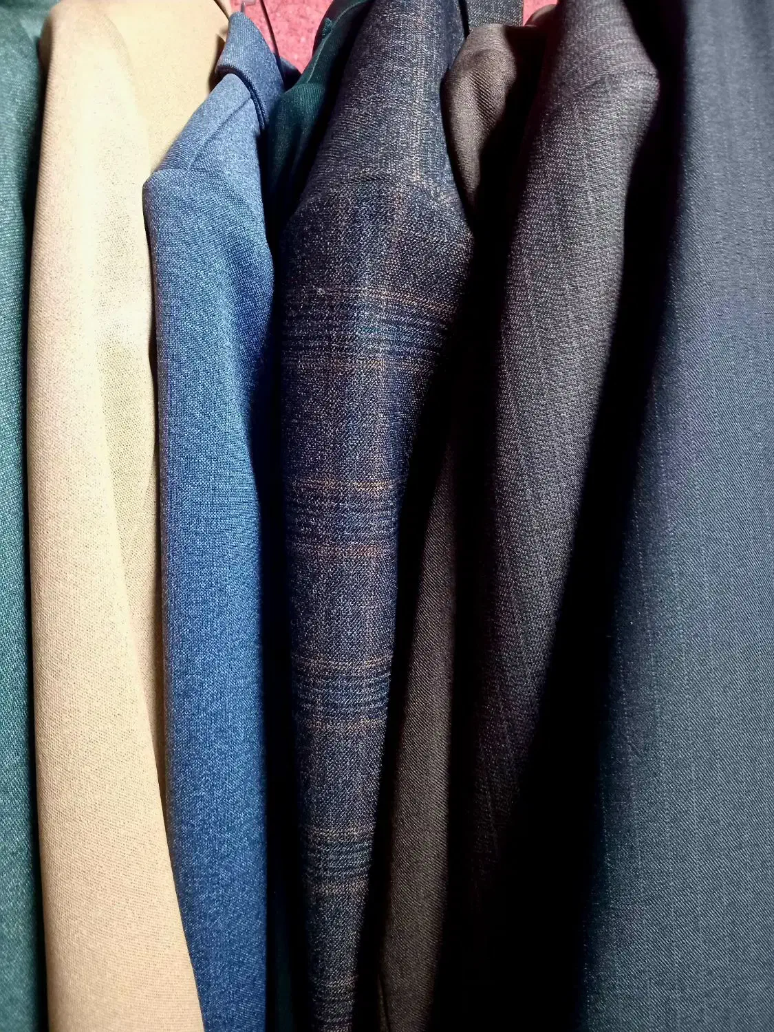 لباس مردانه و زنانه|لباس|تربت‌حیدریه, فتح المبین|دیوار