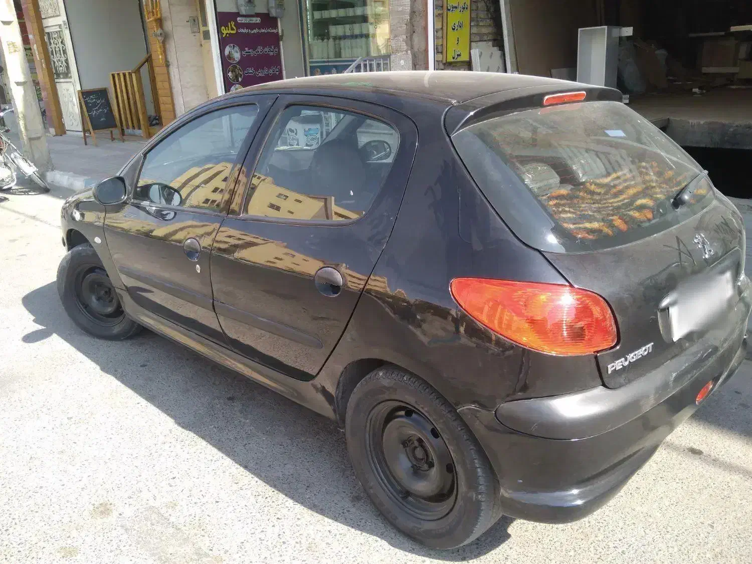 پژو 206 مدل 82|خودرو سواری و وانت|یزد, |دیوار