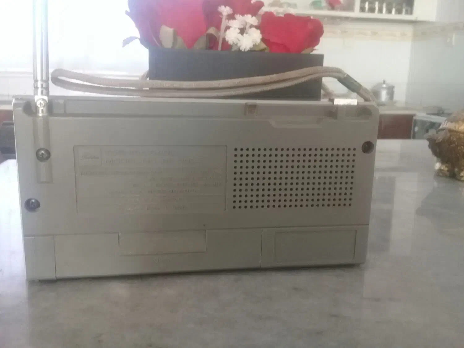 رادیو توشیبا ژاپن اصل سالم|کلکسیون اشیاء عتیقه|بیرجند, |دیوار