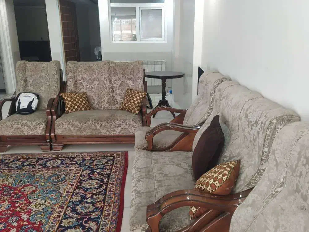 مبلمان ۹نفره|مبلمان خانگی و میز عسلی|اصفهان, ارغوانیه|دیوار