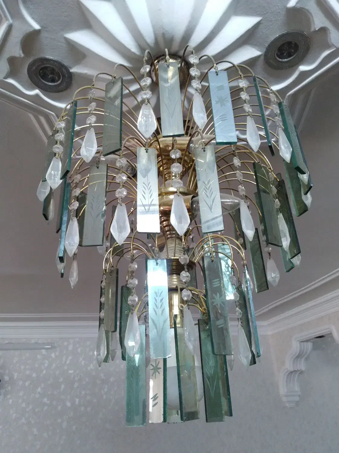 ۲ عدد لوستر کریستالی|لوستر و چراغ آویز|مشهد, کوی پلیس|دیوار