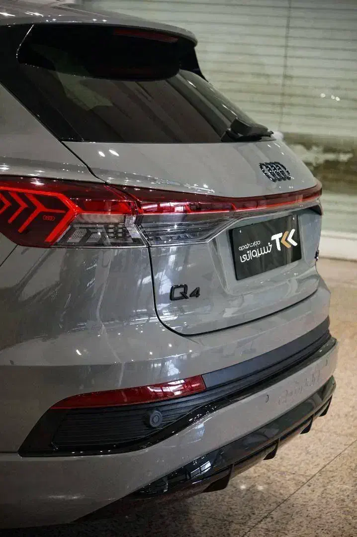 آئودی Q4 مدل 2025/ خسروانی / AUDI Q4 -40 e-tron|خودرو سواری و وانت|تهران, حکمت|دیوار