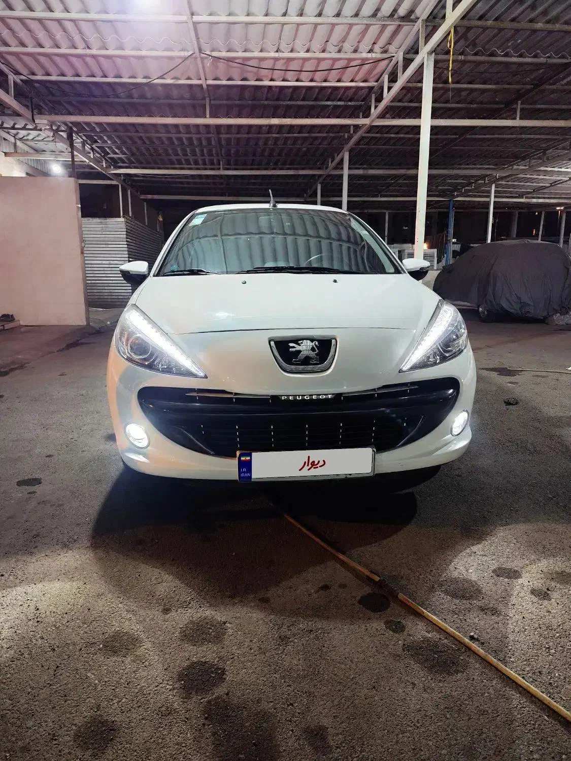 207i 1403|خودرو سواری و وانت|تهران, سعادتآباد|دیوار