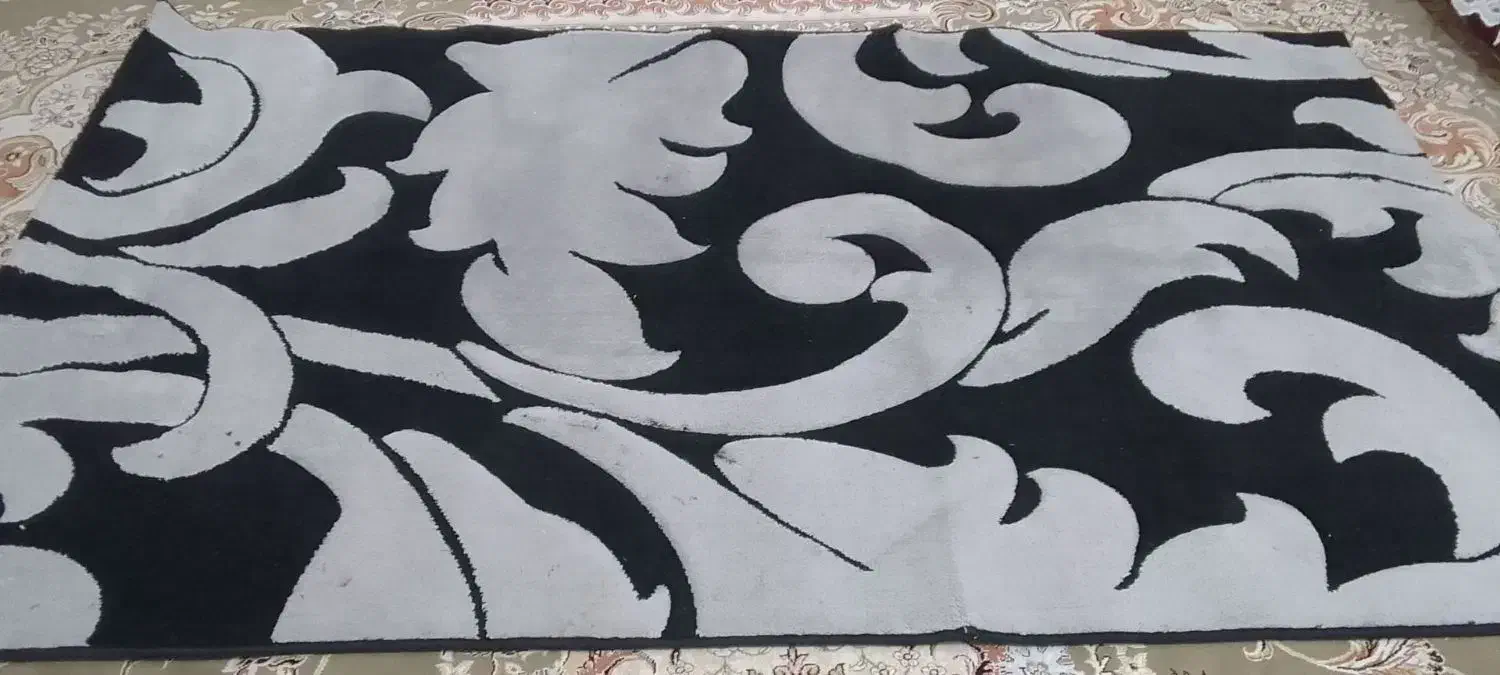 گلیم سالم و موکت شش متری سالم|گلیم، جاجیم، گبه|خواف, |دیوار