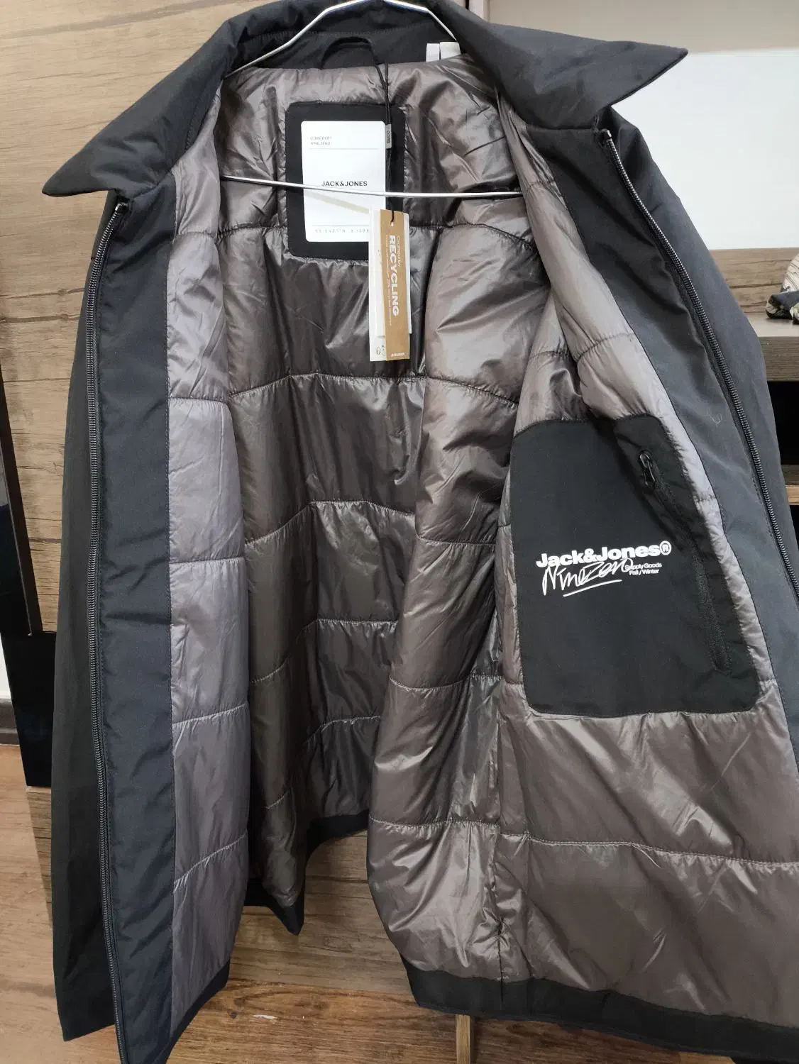 کاپشن خارجی Jack and Jones|لباس|شاهین‌شهر, دهخدا|دیوار