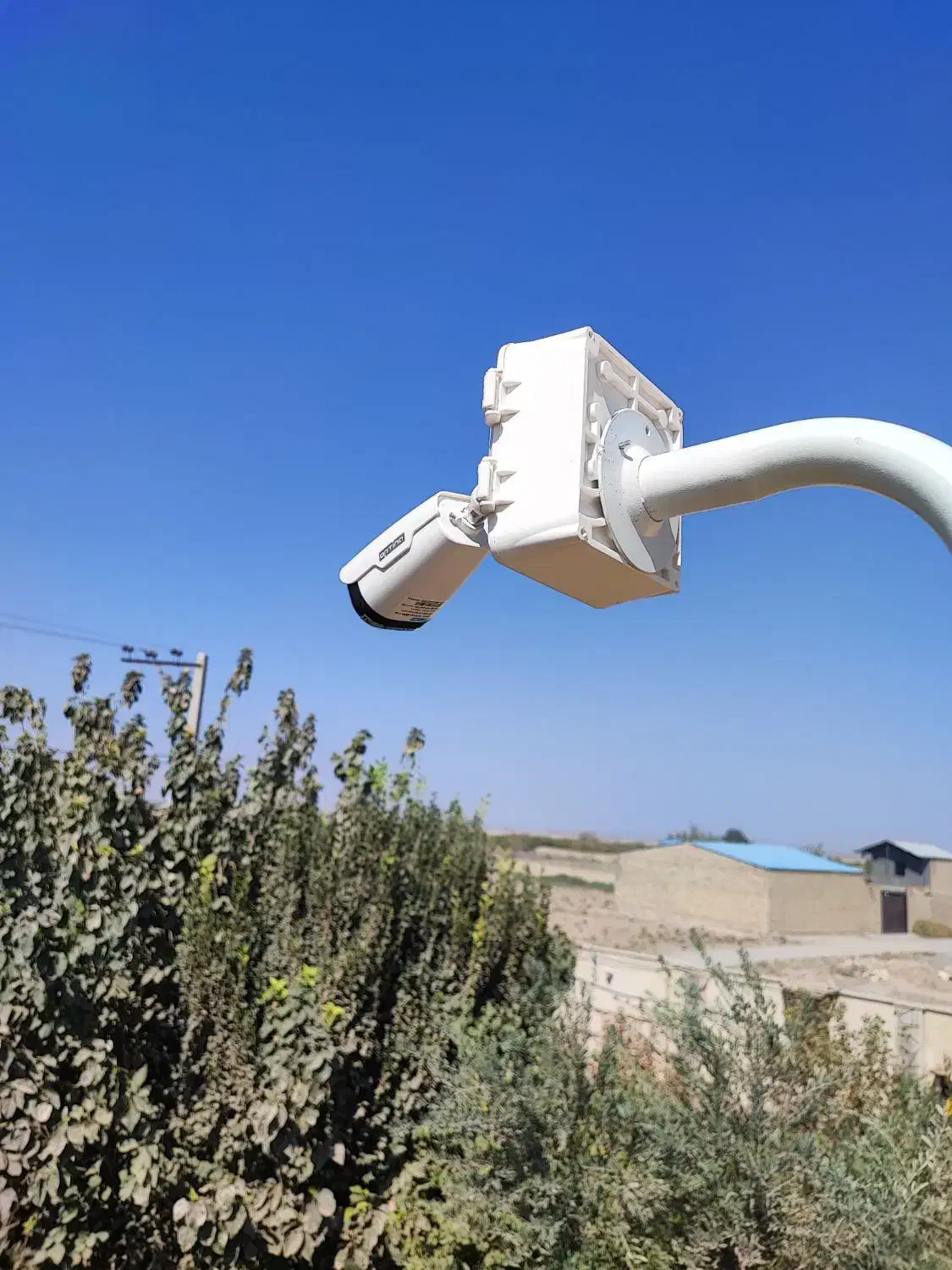 خدمات دوربین مداربسته|دوربین مداربسته|کاشان, سه راه پرورشگاه|دیوار