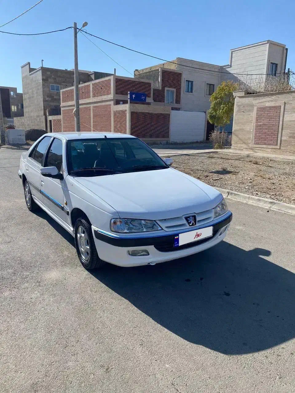 پژو پارس مدل۹۷ دوگانه کارخانه|خودرو سواری و وانت|مشهد, الهیه|دیوار