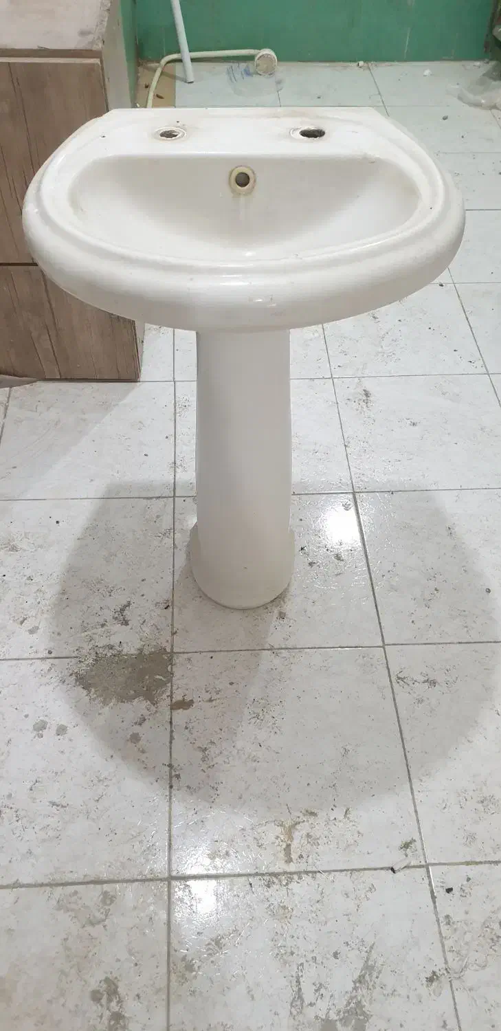 روشویی بزرگ  سالم درحمیدیان مسجد امام رضا|لوازم سرویس بهداشتی|رشت, پاره بیجار|دیوار