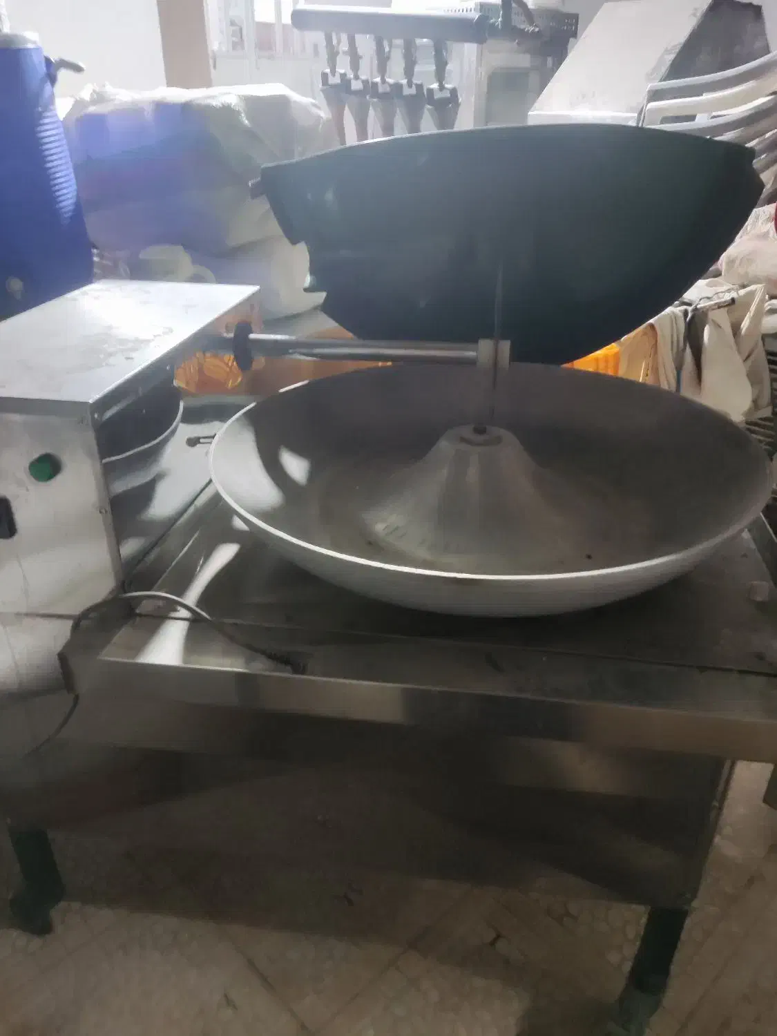 دستگاه سبزی‌خوردکن 90سانتی‌ در حد‌نو|خردکن، آسیاب، غذاساز|مرودشت, شهرک مهدیه|دیوار