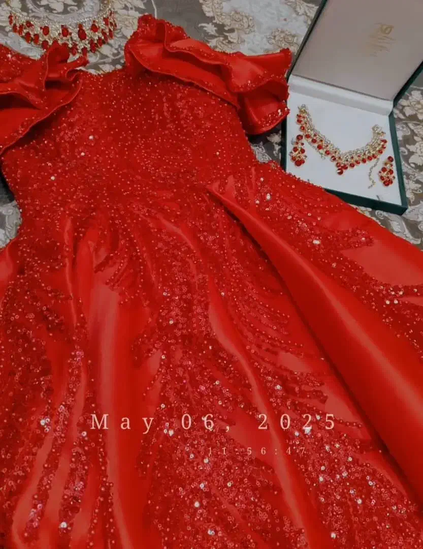 لباس حنابندان|لباس|قشم, |دیوار