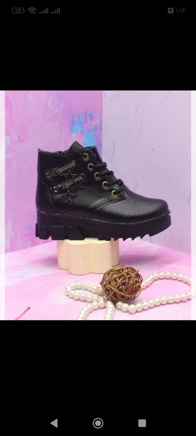 کفش امییر|کیف، کفش، کمربند|شیروان (خراسان), |دیوار