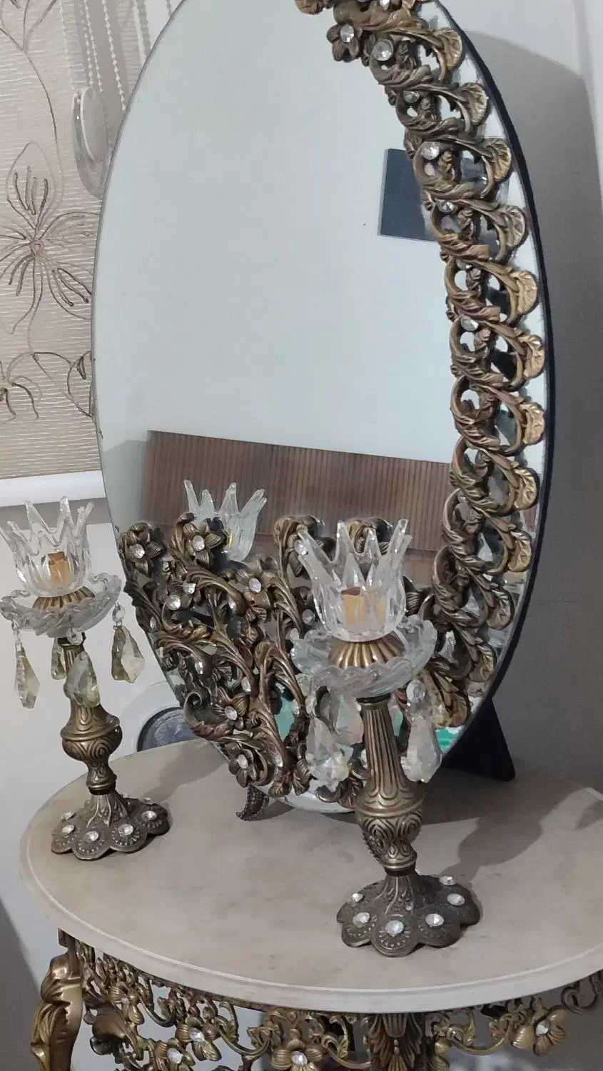 آینه و شمعدان|آینه|فردیس, قریشی|دیوار