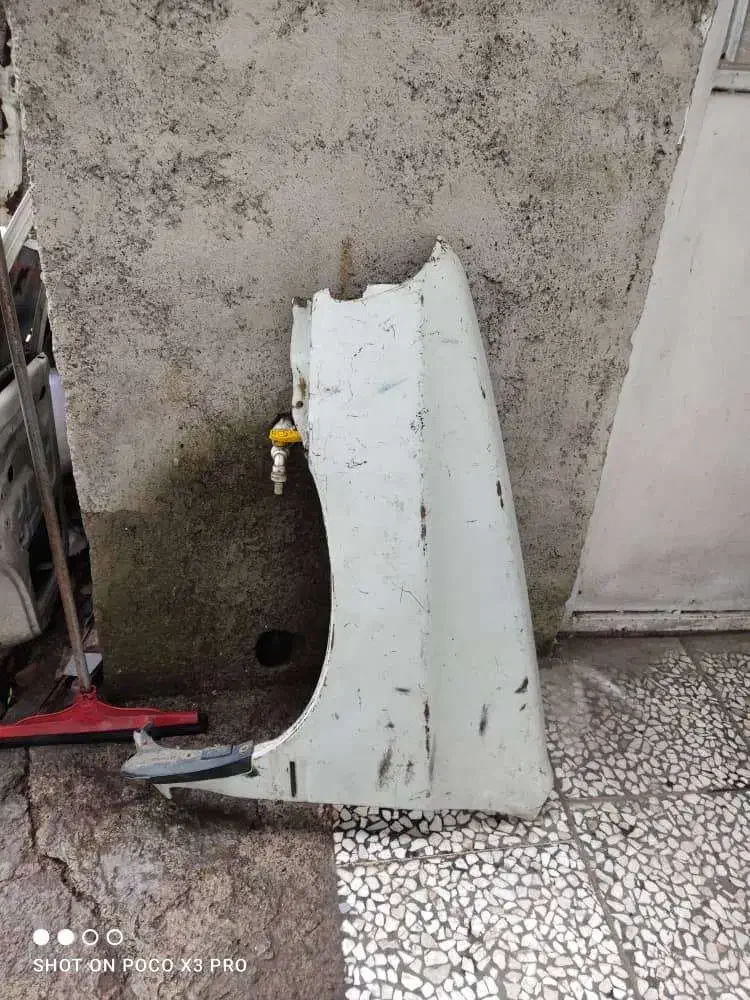 گلگیر جلوی پراید صبا سمت راننده|قطعات یدکی و لوازم جانبی|رشت, کوی غلام نیا|دیوار