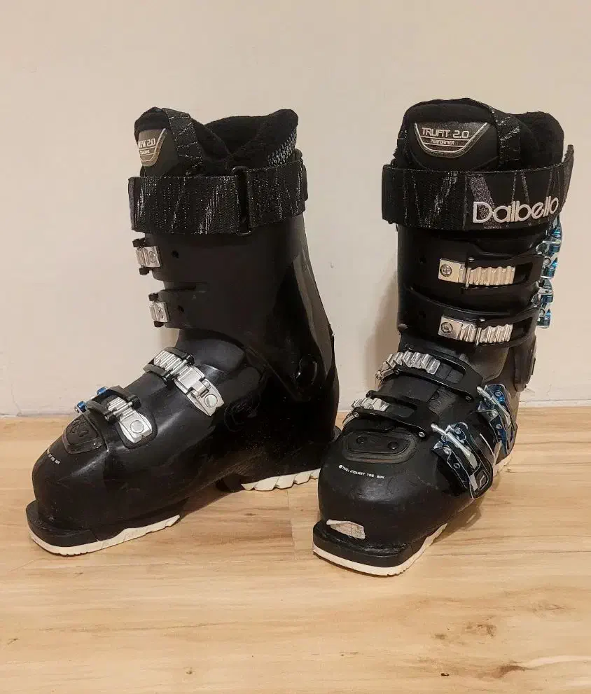 کفش سکی زنانه در حد نو|ورزش‌های زمستانی|تهران, شهرک آسمان|دیوار