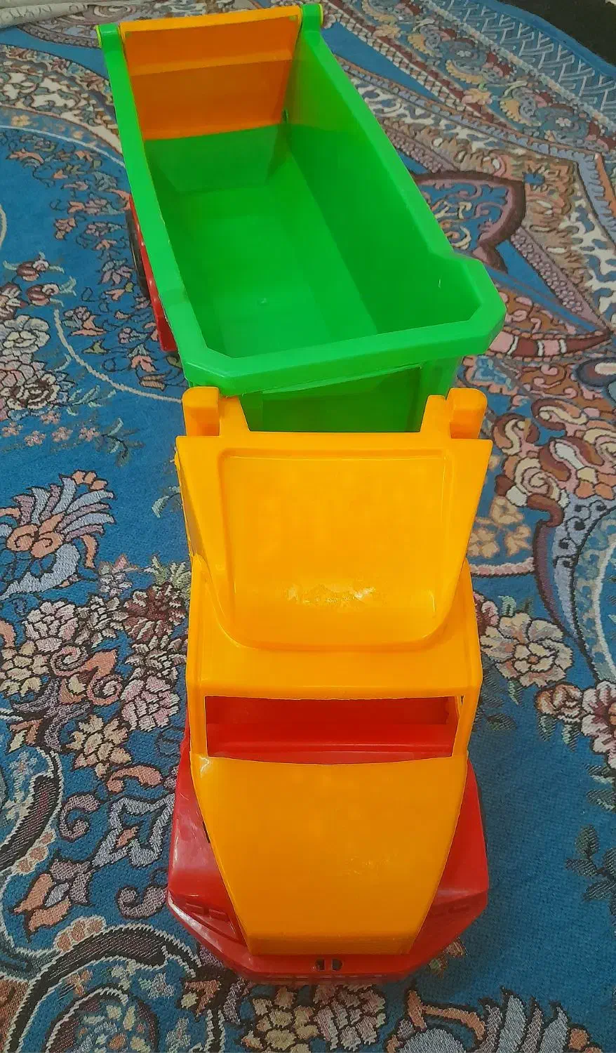 ۱۵۰ تومن اسباب بازی ماشین حراج سایز بزرگ|حراج|بهبهان, |دیوار