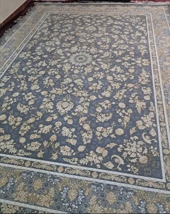 فرش جهیزیه کاور شده پا نخورده ۱۲۰۰شانه|فرش|بروجرد, |دیوار