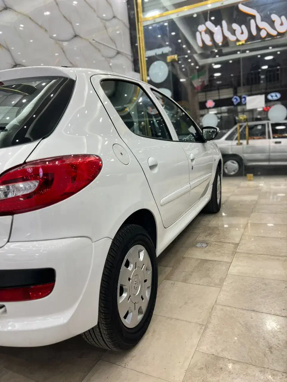 207 مدل 1403 85 گانه در حد خشک بدون رنگ|خودرو سواری و وانت|تبریز, |دیوار