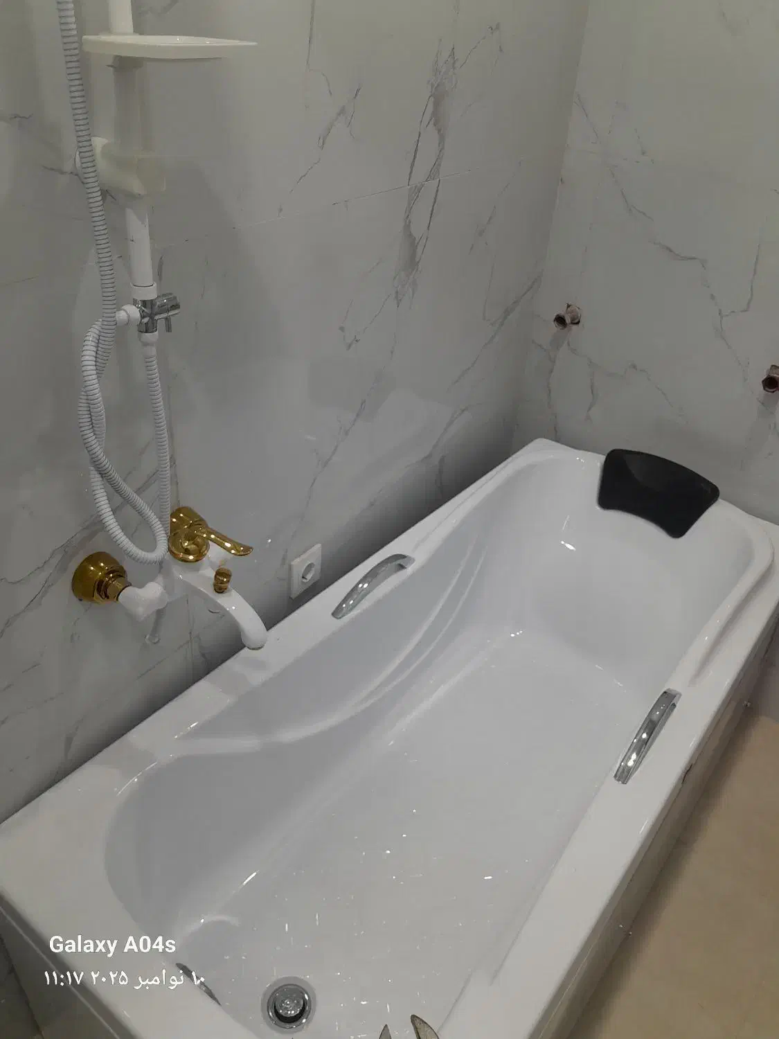 لوله کش نصب آبگرمکن شیرآلات رادیاتور سرویس کولرآبی|خدمات پیشه و مهارت|یزد, |دیوار