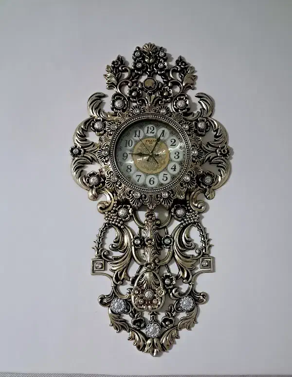 ساعت دیواری سالم وشیک|ساعت دیواری و تزئینی|تهران, شهرک رضویه|دیوار