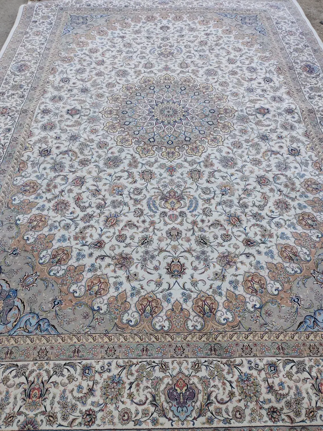 ۹ متری ۱۲۰۰ شانه تراکم۳۶۰۰|فرش|شیراز, نصر|دیوار