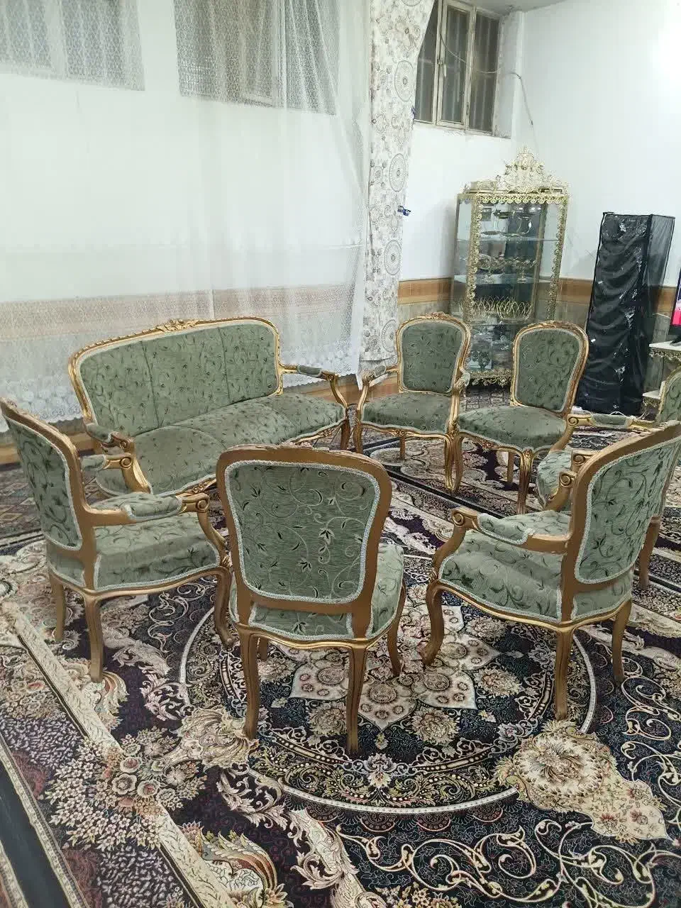 مبل استیل با میز ناهارخوری|مبلمان خانگی و میز عسلی|قم, چهل درخت|دیوار