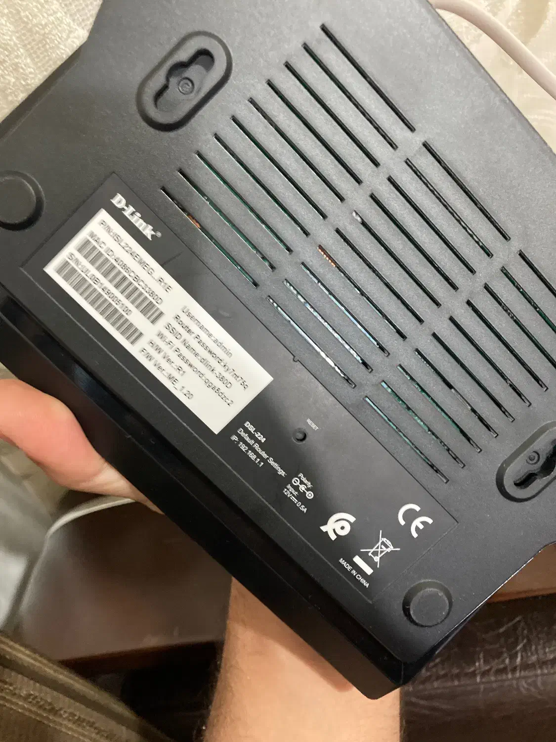 مودم خیلی تمیز یکماه استفاده شده|مودم و تجهیزات شبکه|ری, فیروزآبادی|دیوار