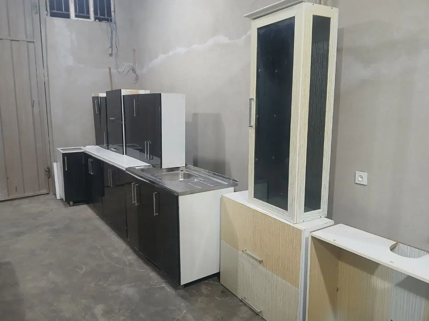 کابینت|آبچکان و نظمدهنده ظروف|سامن, |دیوار