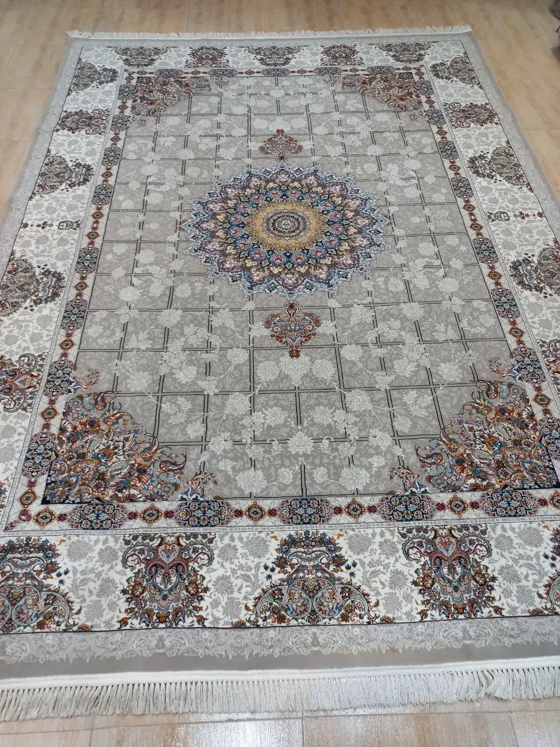 جفت۹متری۷۰۰شانه طوسی|فرش|برخوار, |دیوار