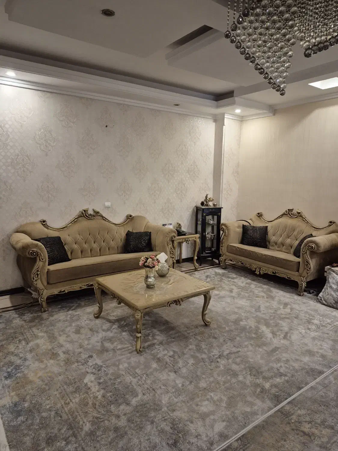 مبلمان  ۷ نفره|مبلمان خانگی و میز عسلی|تهران, کیانشهر|دیوار