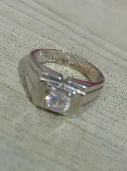 انگشتر نقره ای نگین دار|بدلیجات|بروجرد, |دیوار