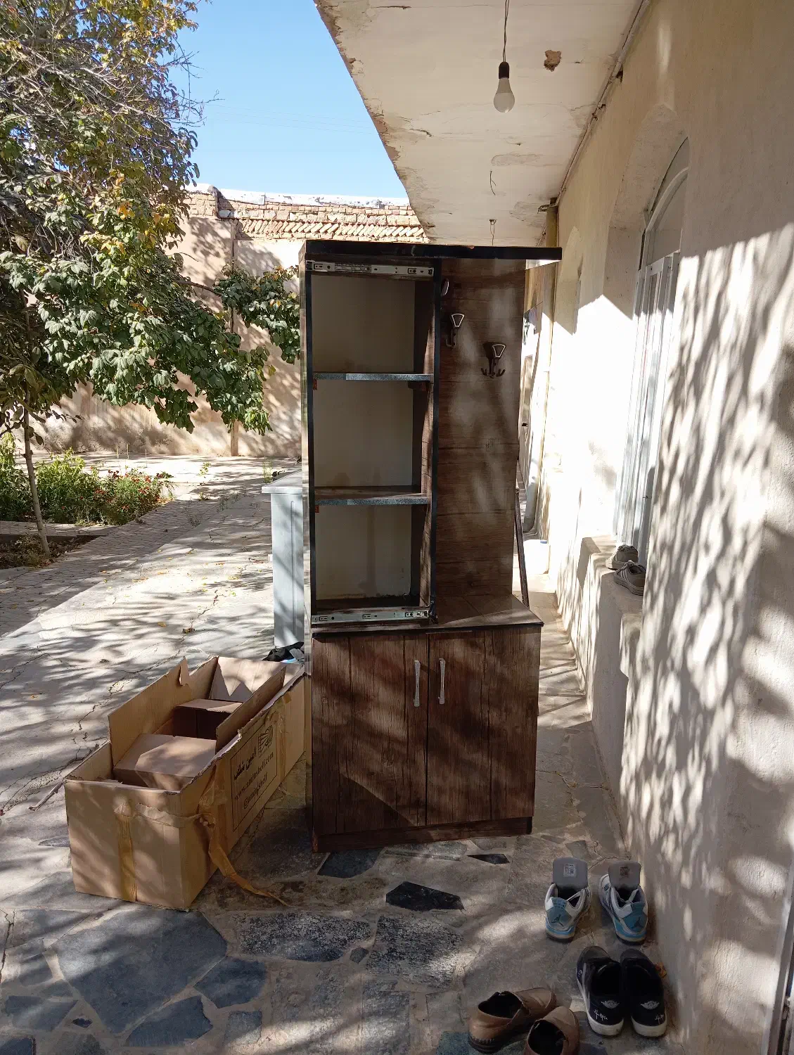 جاکفشی|جاکفشی، کمد، دراور|فامنین, |دیوار