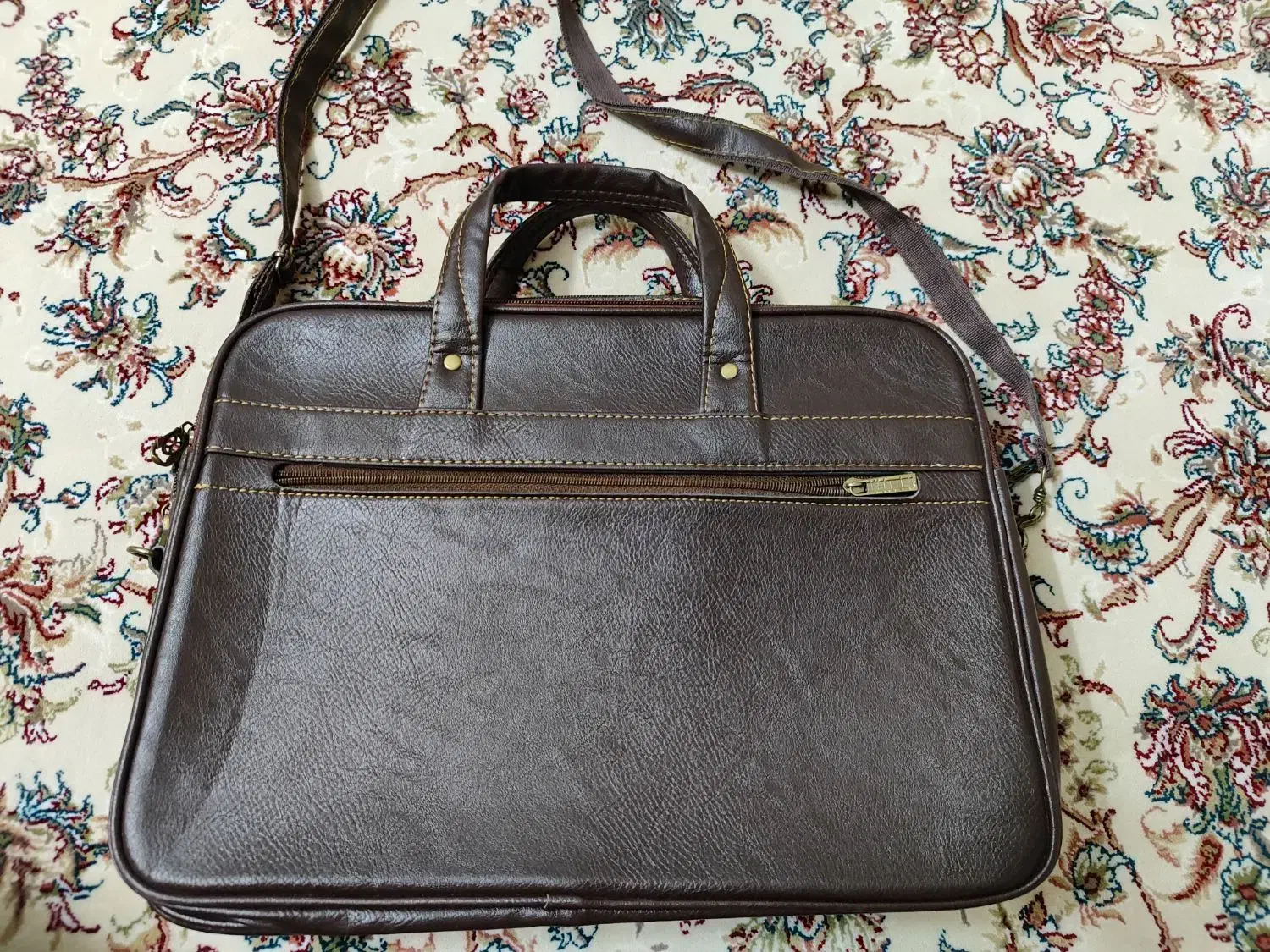 کیف لب تاب|کیف، کفش، کمربند|اراک, |دیوار