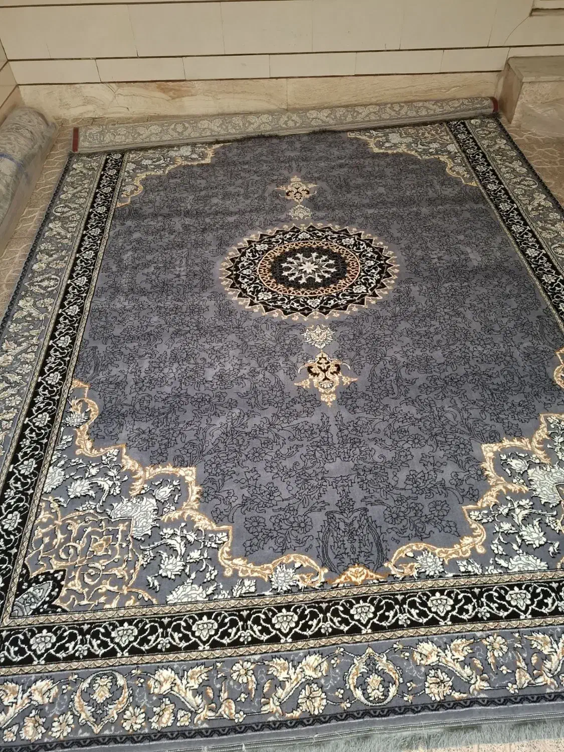 ۶ تخته ۱۲متری کاملا نو داخل کاور|فرش|قزوین, |دیوار