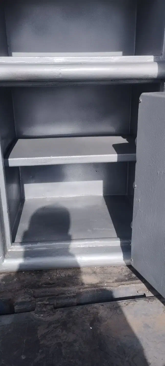 گاوصندوق گنجینه|ابزارآلات|رامجین, |دیوار