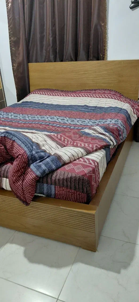 سرویس خواب ۵ تیکه  ام دی اف|تخت و سرویس خواب|نوشهر, |دیوار