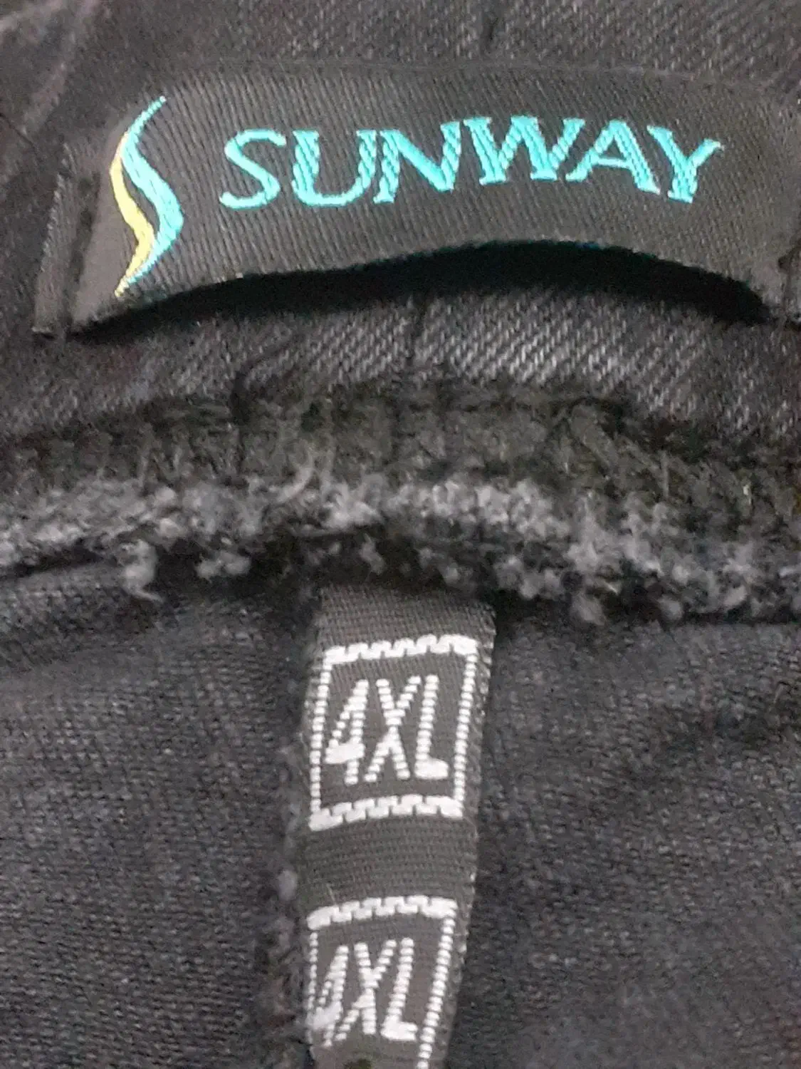 فروش دوعددشلوارمشگی کشی کارترک.|لباس|تهران, ونک|دیوار