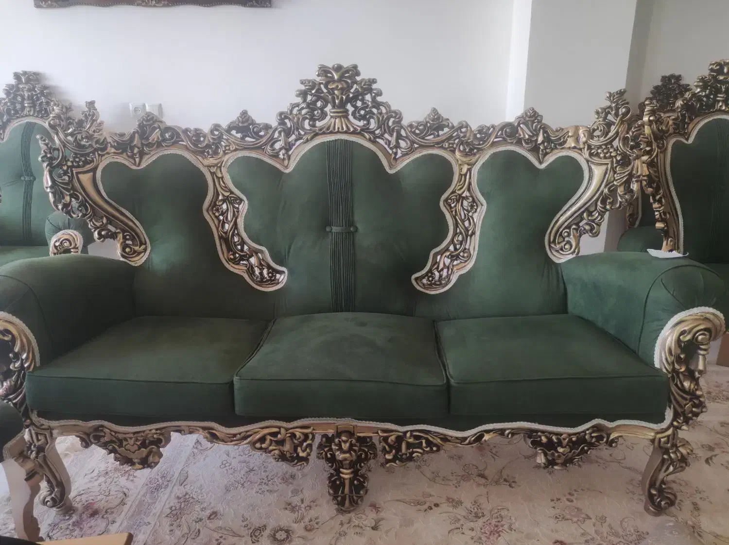 مبل سلطنتی ۹نفره با میز غذاخوری ۴نفره تمام چوب|مبلمان خانگی و میز عسلی|زنجان, |دیوار