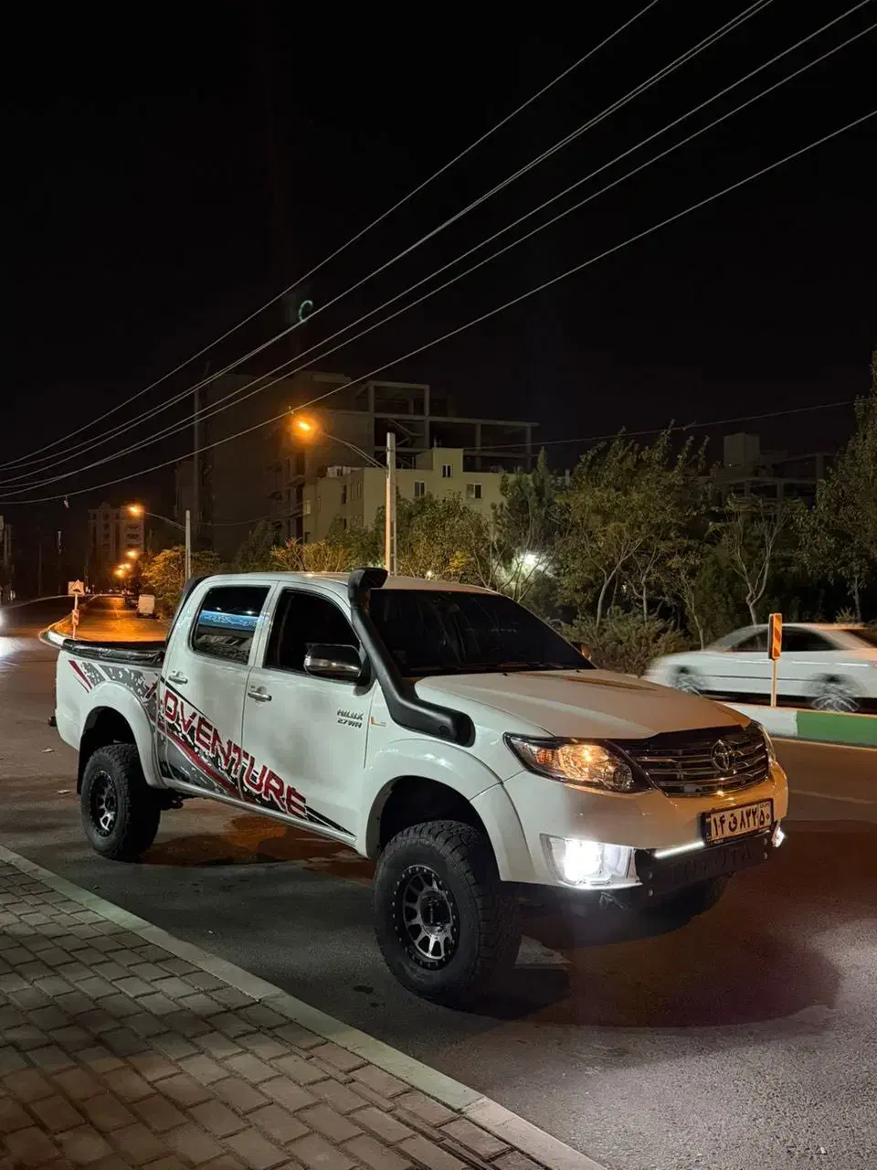 تویوتا هایلوکس ۲۰۱۲ دنده|خودرو سواری و وانت|قم, جهان بینی|دیوار