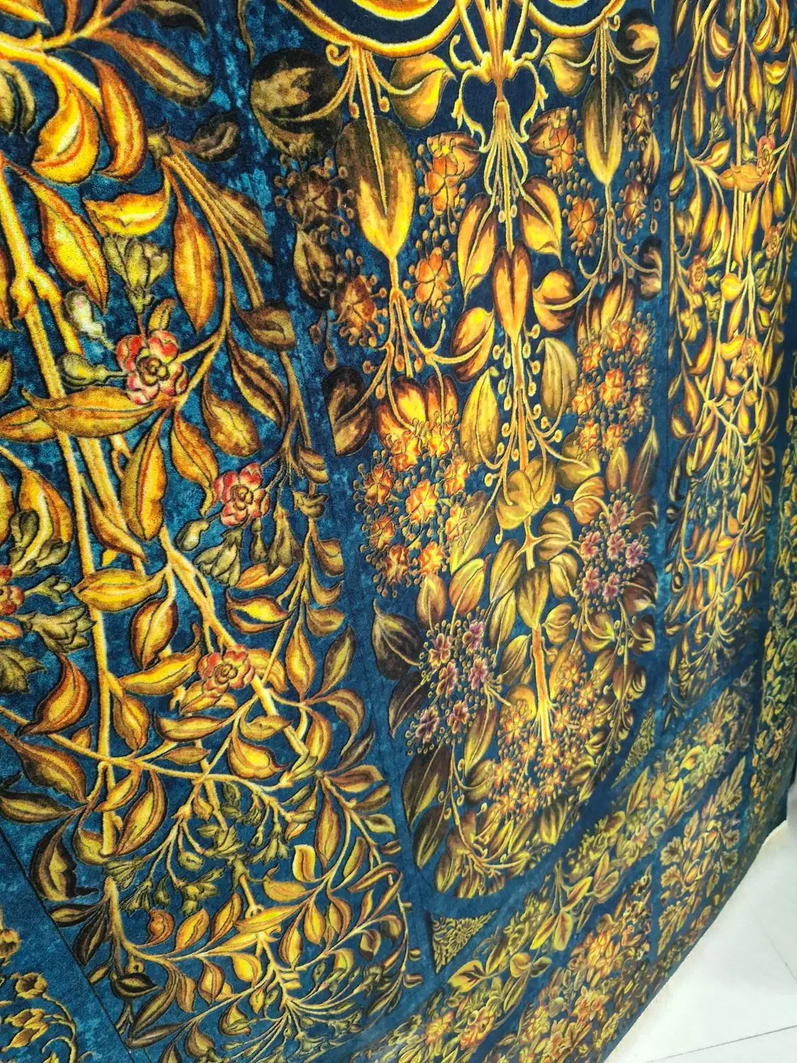 فرش قیطران فروش رنگهای متنوع|فرش|کرمانشاه, |دیوار