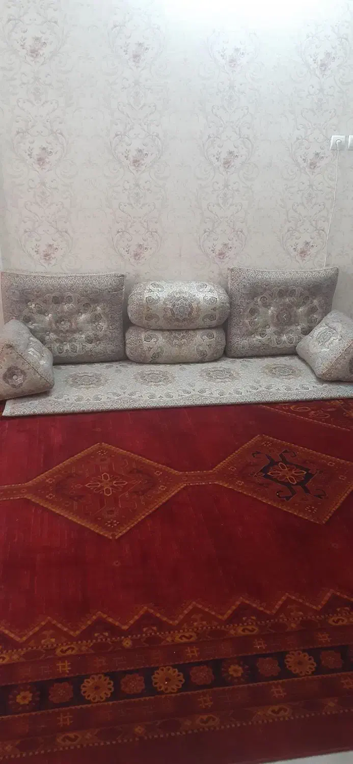 شاه نشین هفت تیکه|پشتی|تهران, هفده شهریور|دیوار