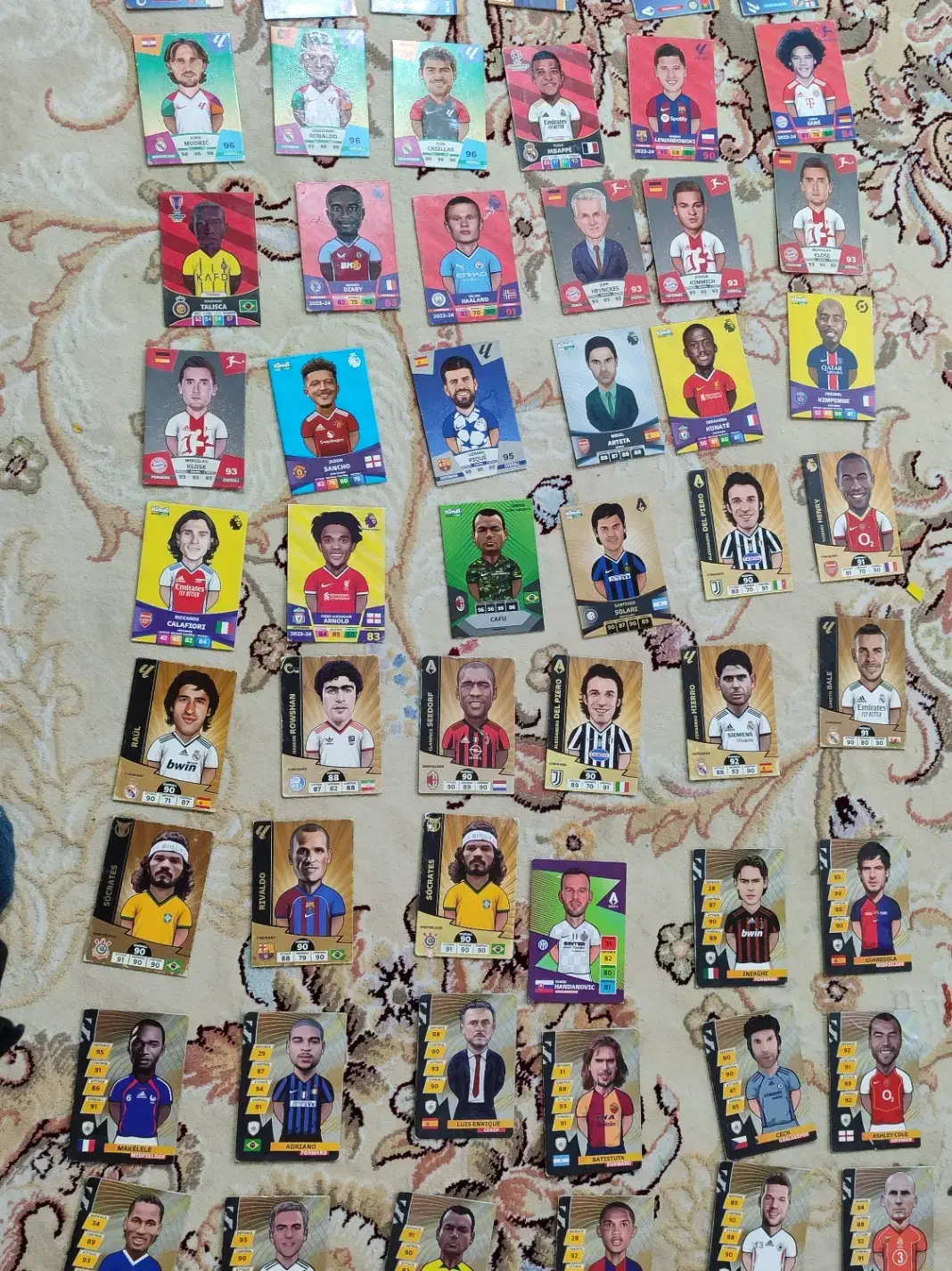 کمدی فوتبال|کلکسیون و سرگرمی|قروه, |دیوار