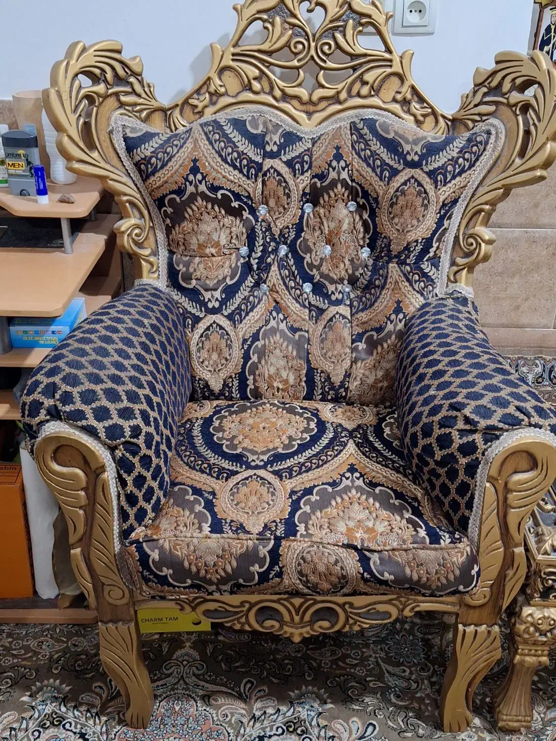 مبل سلطنتی ۷ نفره|مبلمان خانگی و میز عسلی|کاشان, باغچه فیض|دیوار