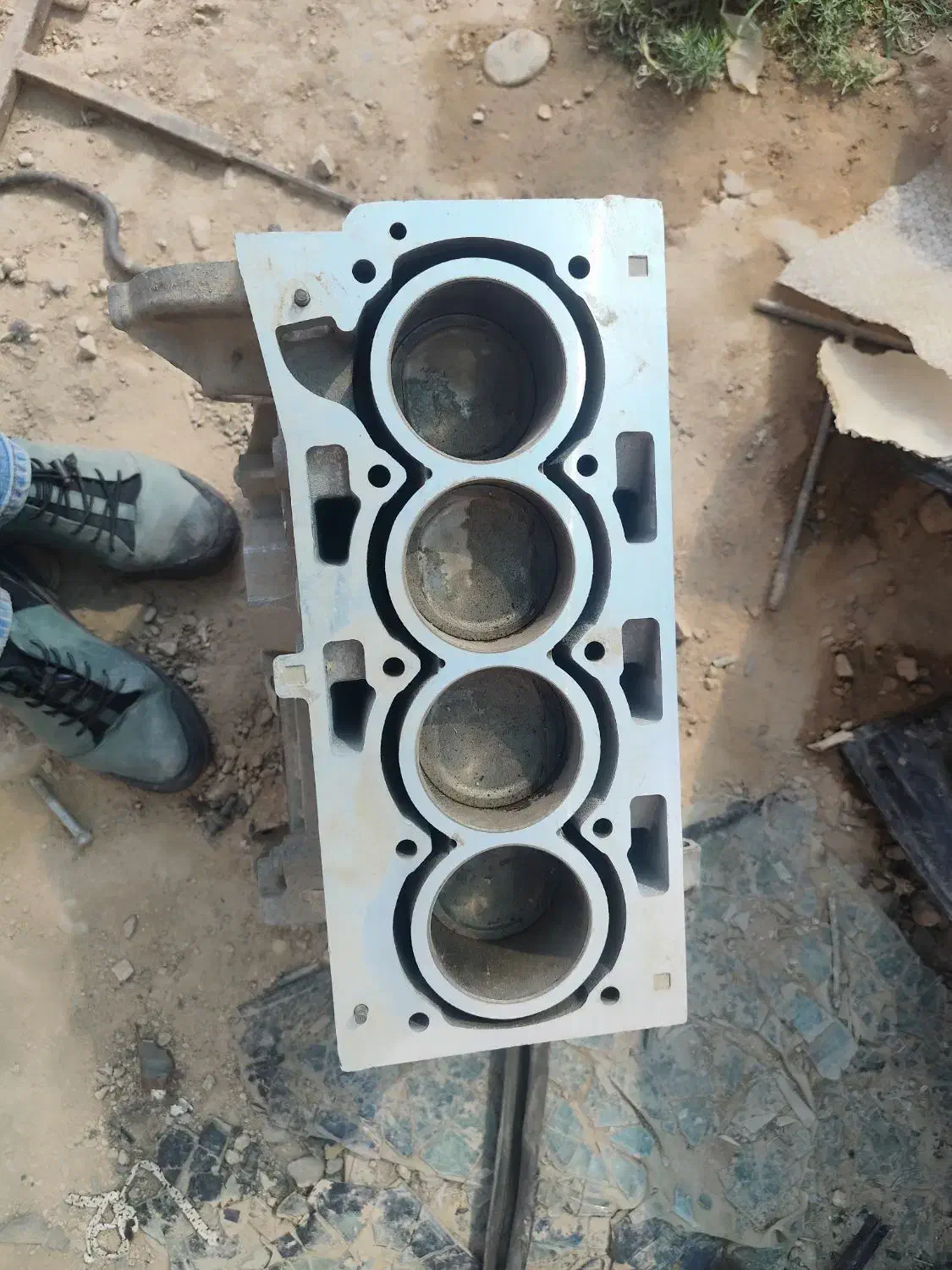 نیم موتور ایکس ۳۳ و ام وی ام ۵۵۰ و ۵۳۰ و تیگو ۵|قطعات یدکی و لوازم جانبی|شیراز, امام حسین|دیوار