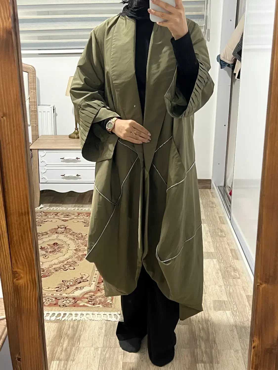 سالم هستن و نو|لباس|میانه, |دیوار