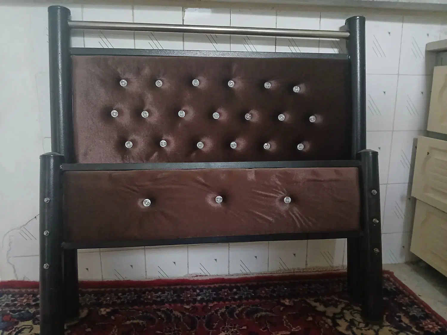 تخت تک نفره چوبی|تخت و سرویس خواب|داران, |دیوار